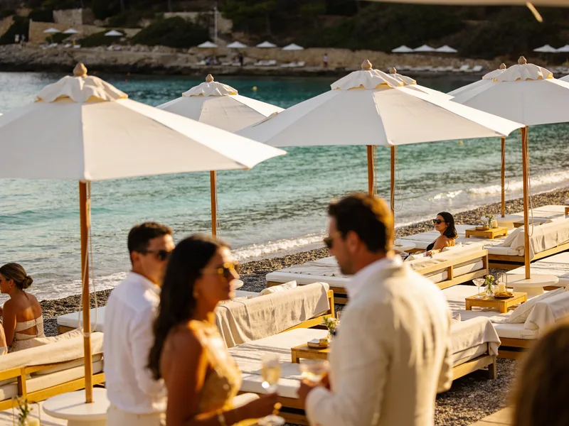 Guest transformed for a beach club afternoon